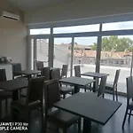 Square Hotel Nîmes