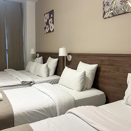 Hotell Square Nîmes