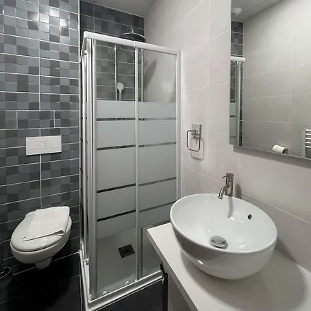 Hotel Square Nimes