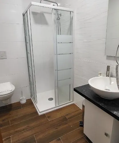 Hotell Square Nîmes